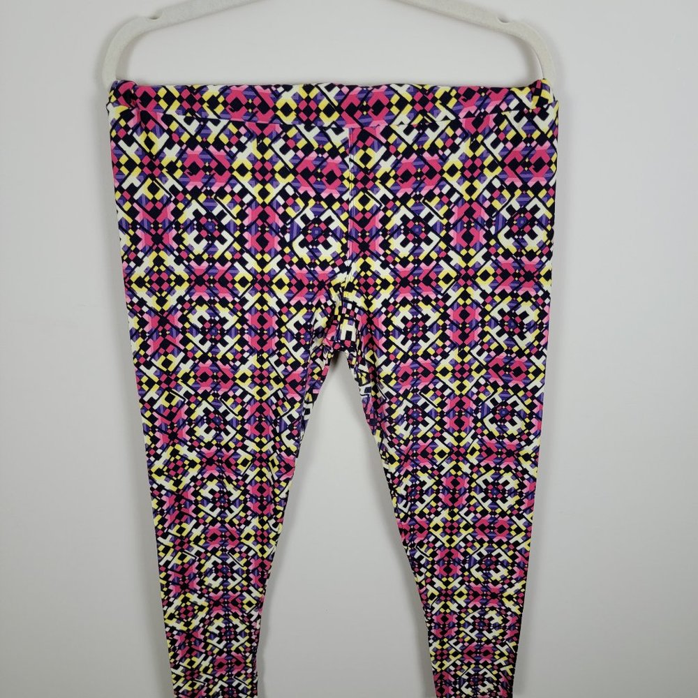 LuLaRoe Buttery Soft Pink & Yellow Abstract Leggings - Tall & Curvy - Never Worn